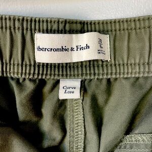 Abercrombie & Fitch curve love olive green cargo pants